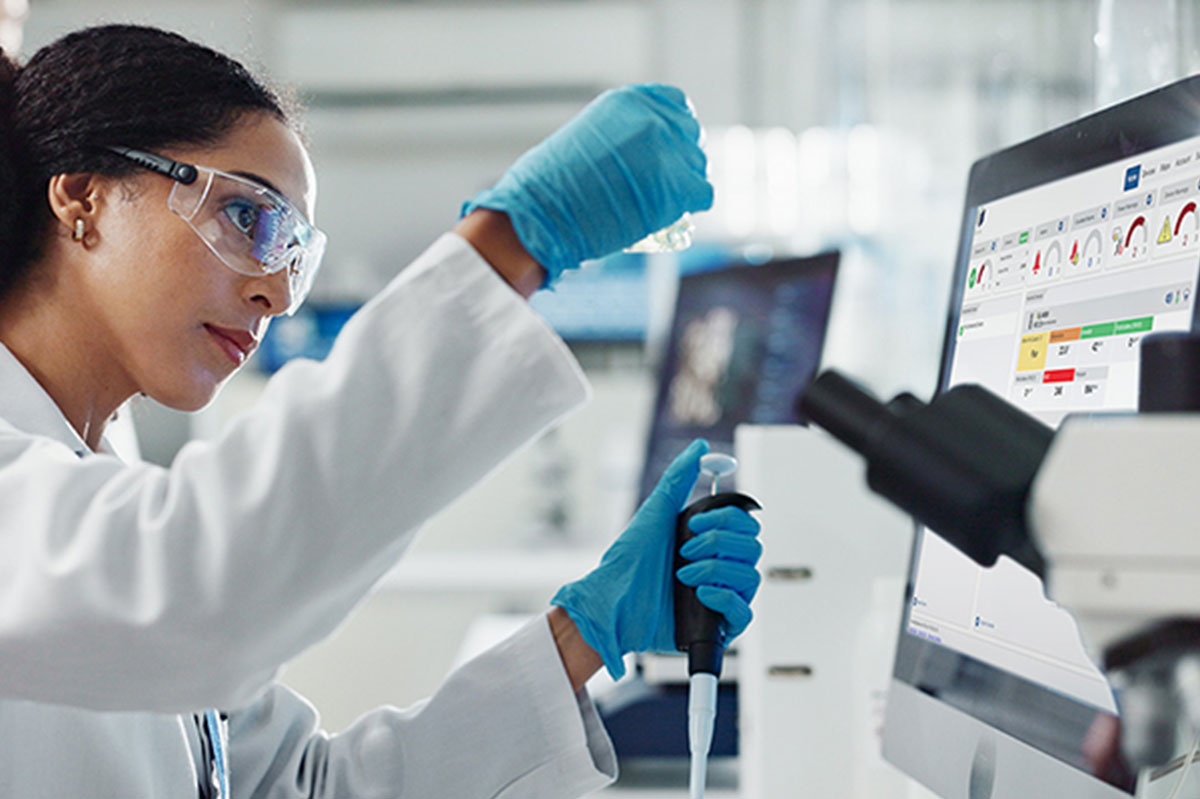 Pharma Application | Lab Tech Testing Medication